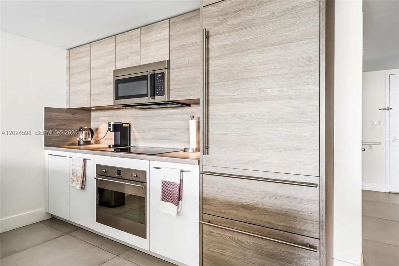 400 Sunny Isles Blvd, Unit 1202, Sunny Isles Beach, FL 33160 Photo