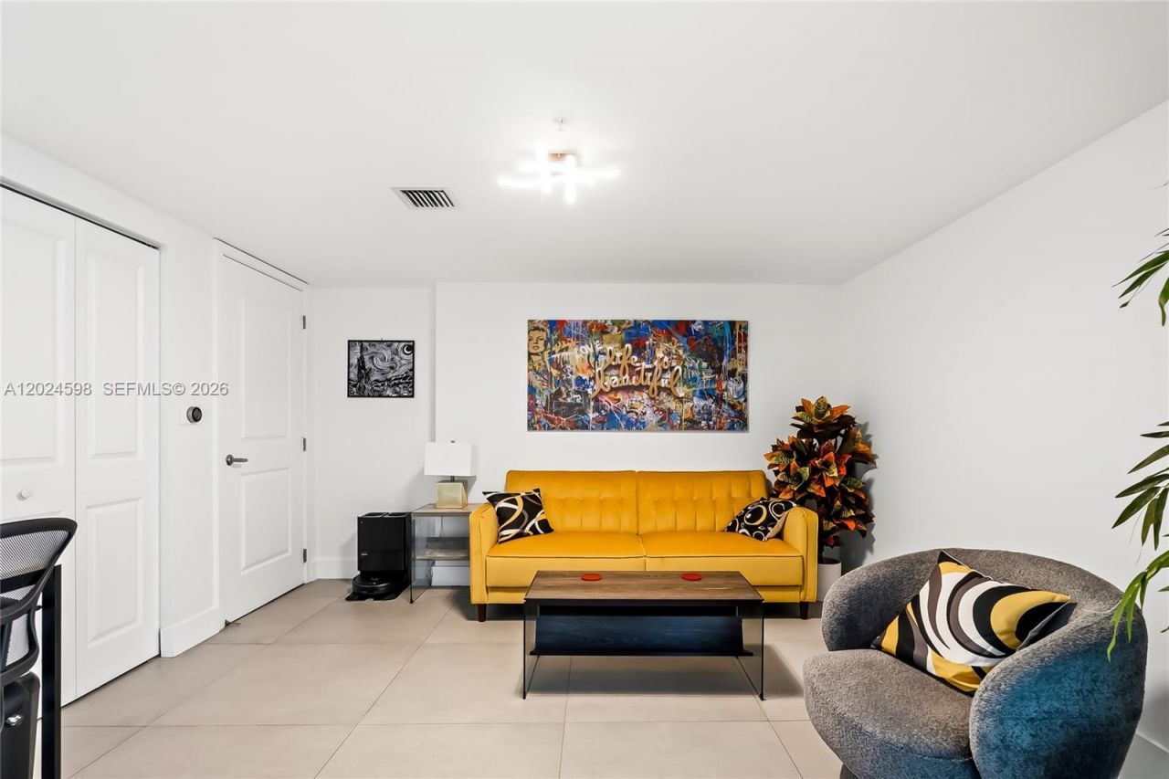 400 Sunny Isles Blvd, Unit 1202, Sunny Isles Beach, FL 33160 Photo