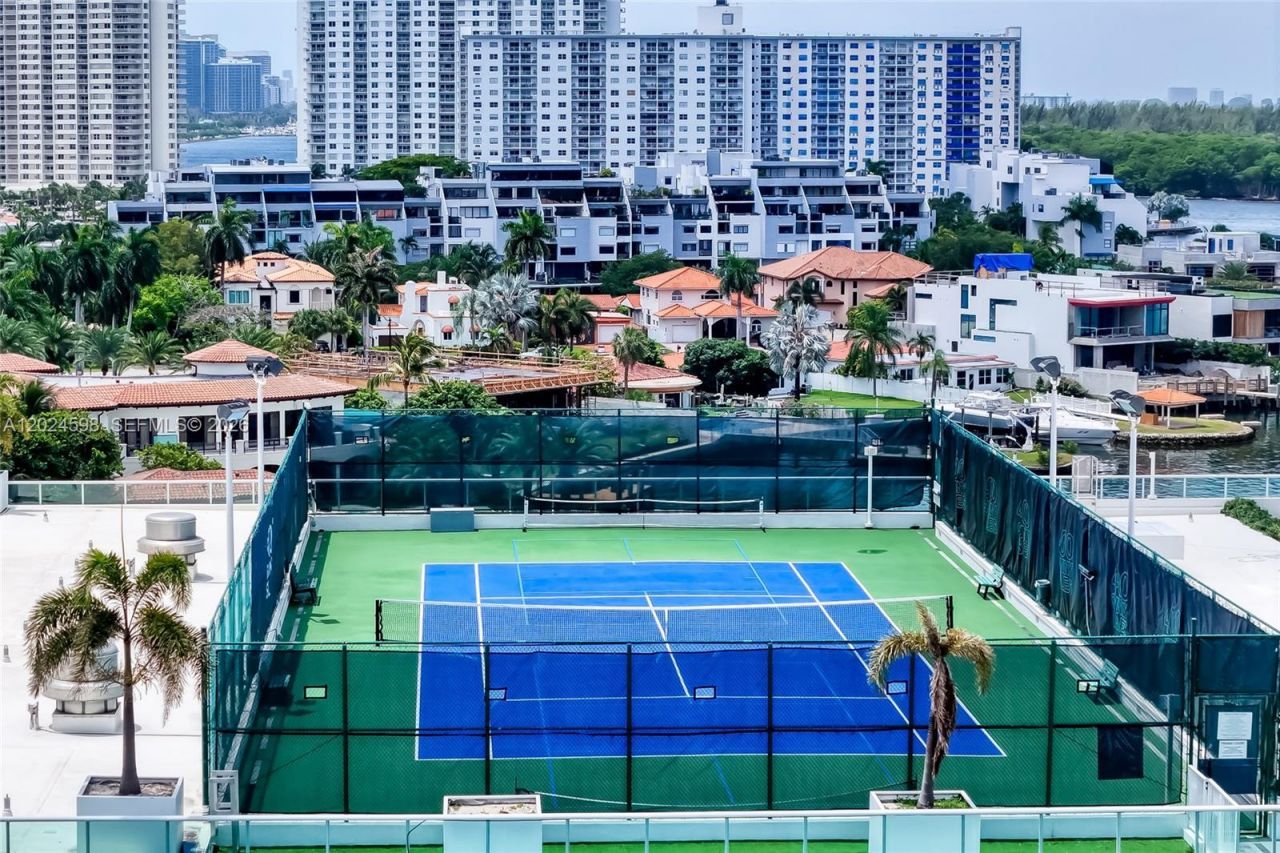 400 Sunny Isles Blvd, Unit 1202, Sunny Isles Beach, FL 33160 Photo