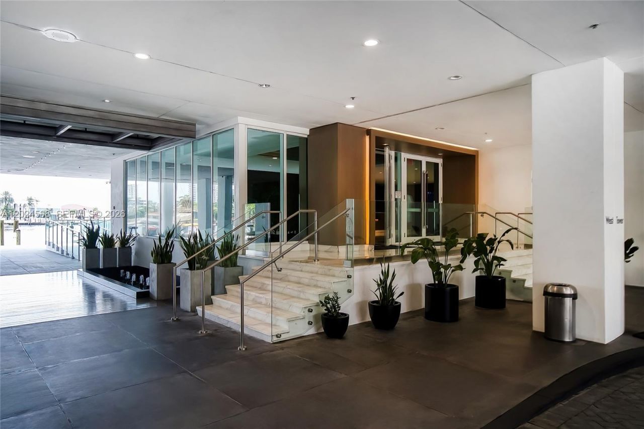 400 Sunny Isles Blvd, Unit 1202, Sunny Isles Beach, FL 33160 Photo