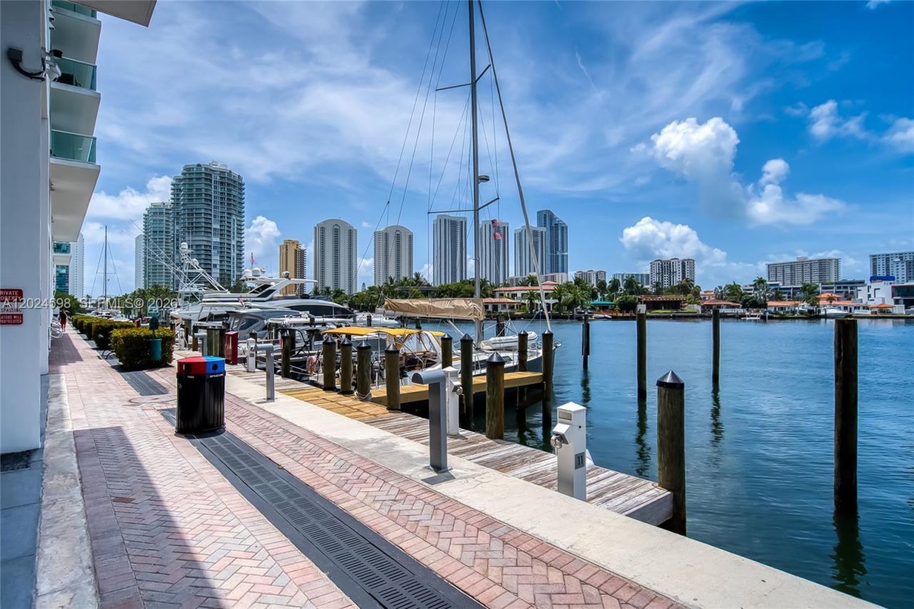 400 Sunny Isles Blvd, Unit 1202, Sunny Isles Beach, FL 33160 Photo