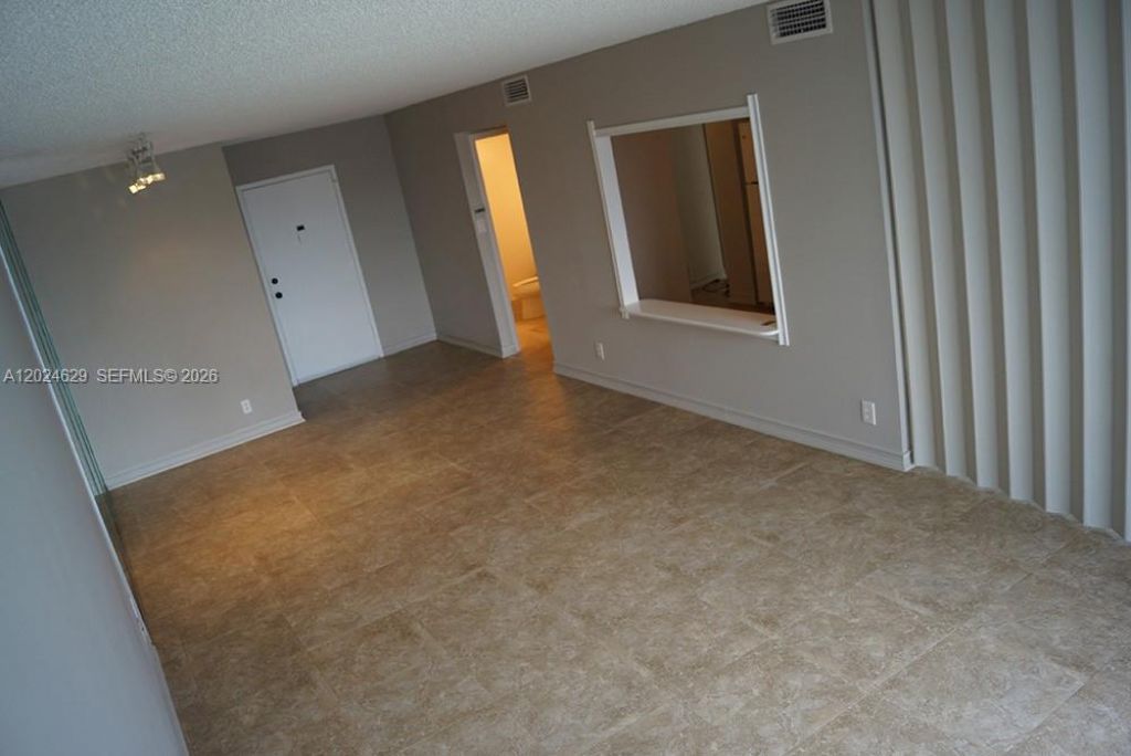 801 Three Islands Blvd , Unit 312, Hallandale Beach, FL 33009 Photo