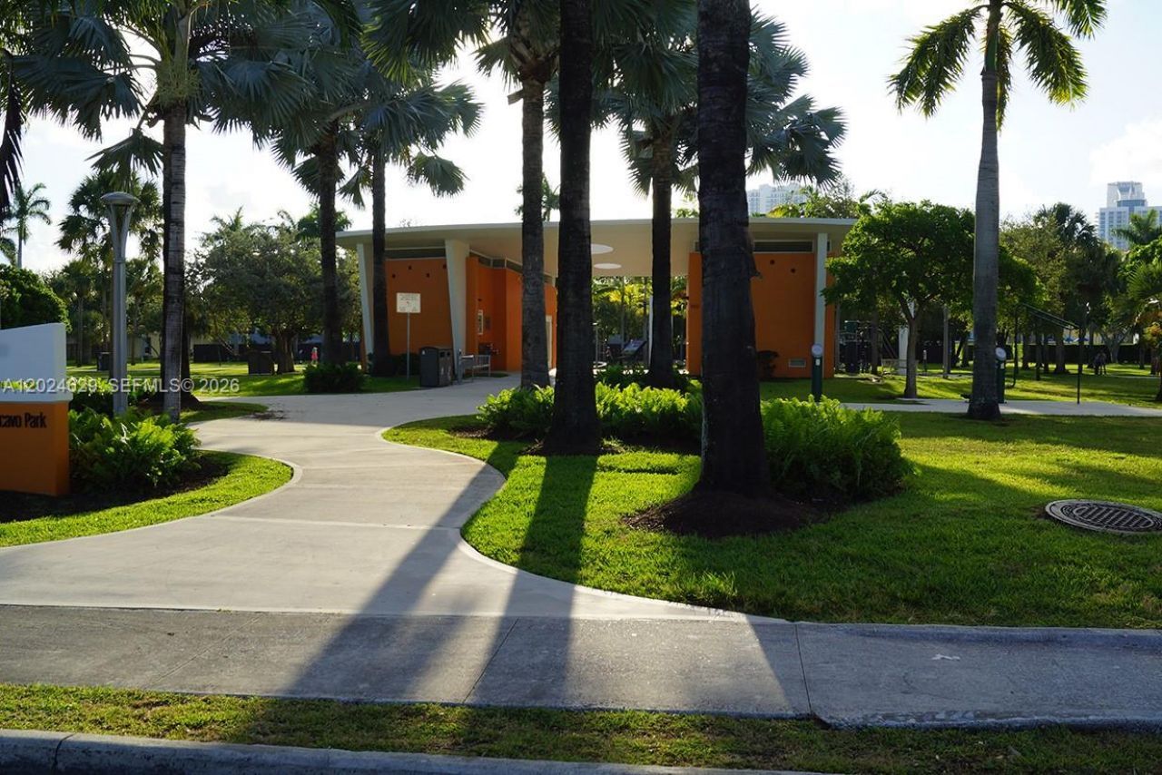 801 Three Islands Blvd , Unit 312, Hallandale Beach, FL 33009 Photo