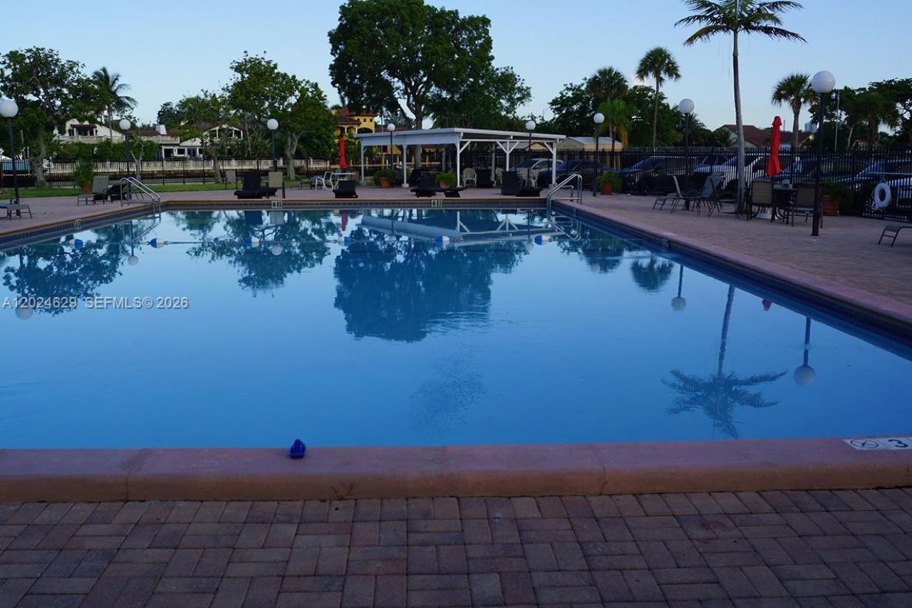 801 Three Islands Blvd , Unit 312, Hallandale Beach, FL 33009 Photo