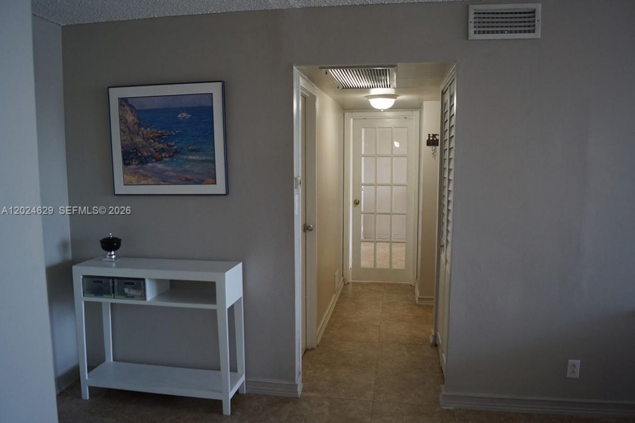801 Three Islands Blvd , Unit 312, Hallandale Beach, FL 33009 Photo