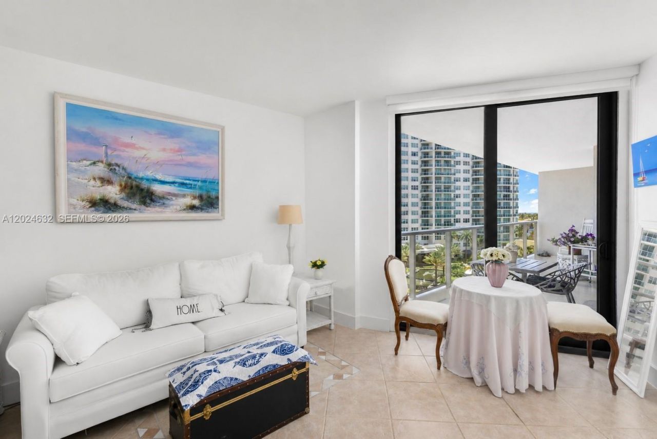 20281 E Country Club Dr, Unit 510, Aventura, FL 33180 Photo