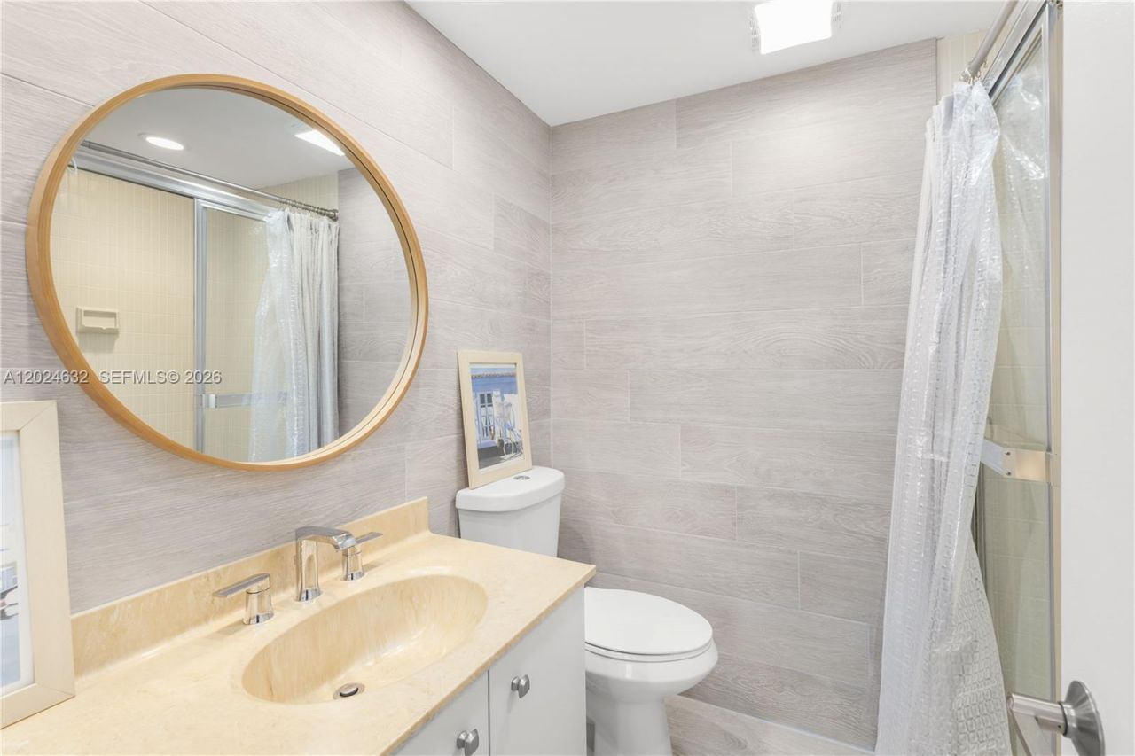 20281 E Country Club Dr, Unit 510, Aventura, FL 33180 Photo