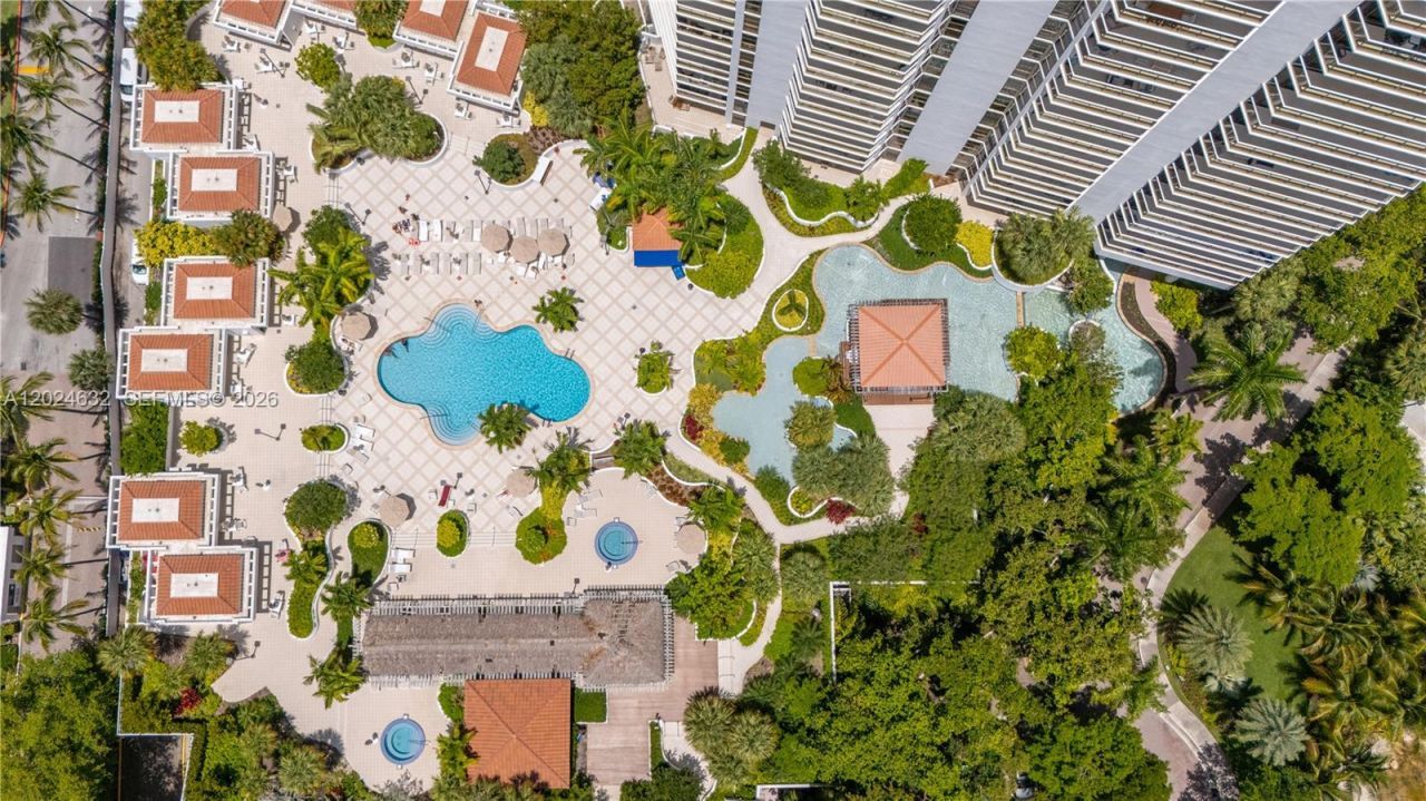 20281 E Country Club Dr, Unit 510, Aventura, FL 33180 Photo
