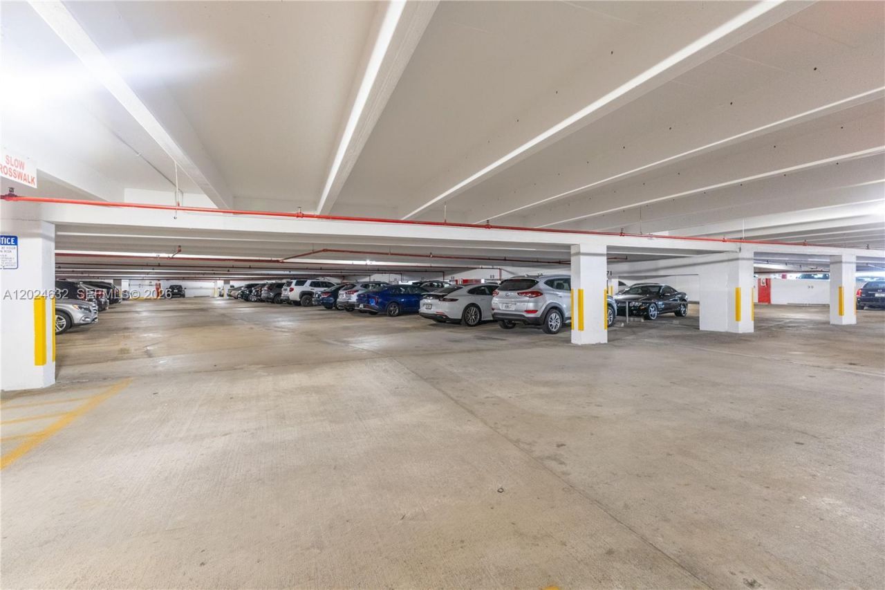 20281 E Country Club Dr, Unit 510, Aventura, FL 33180 Photo