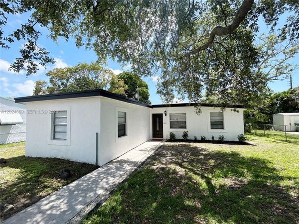 404 NW 18th Ave , Fort Lauderdale, FL 33311