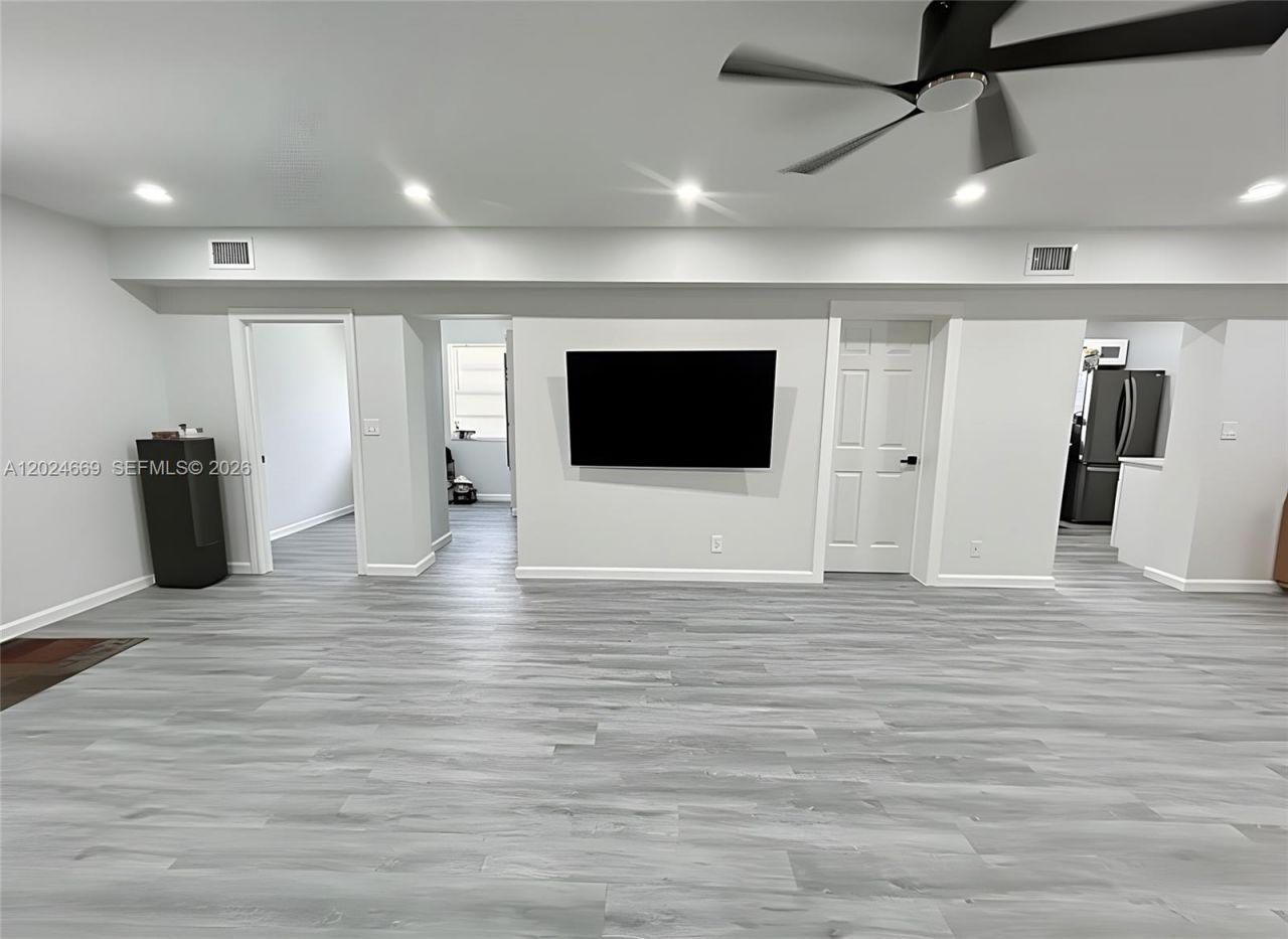 404 NW 18th Ave , Fort Lauderdale, FL 33311 Photo