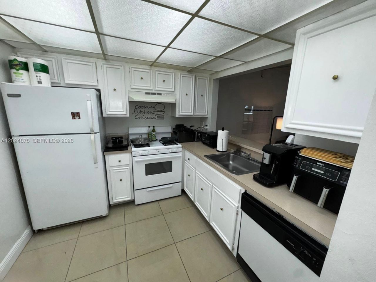 18111 NW 68th Ave, Unit F203, Hialeah, FL 33015 Photo