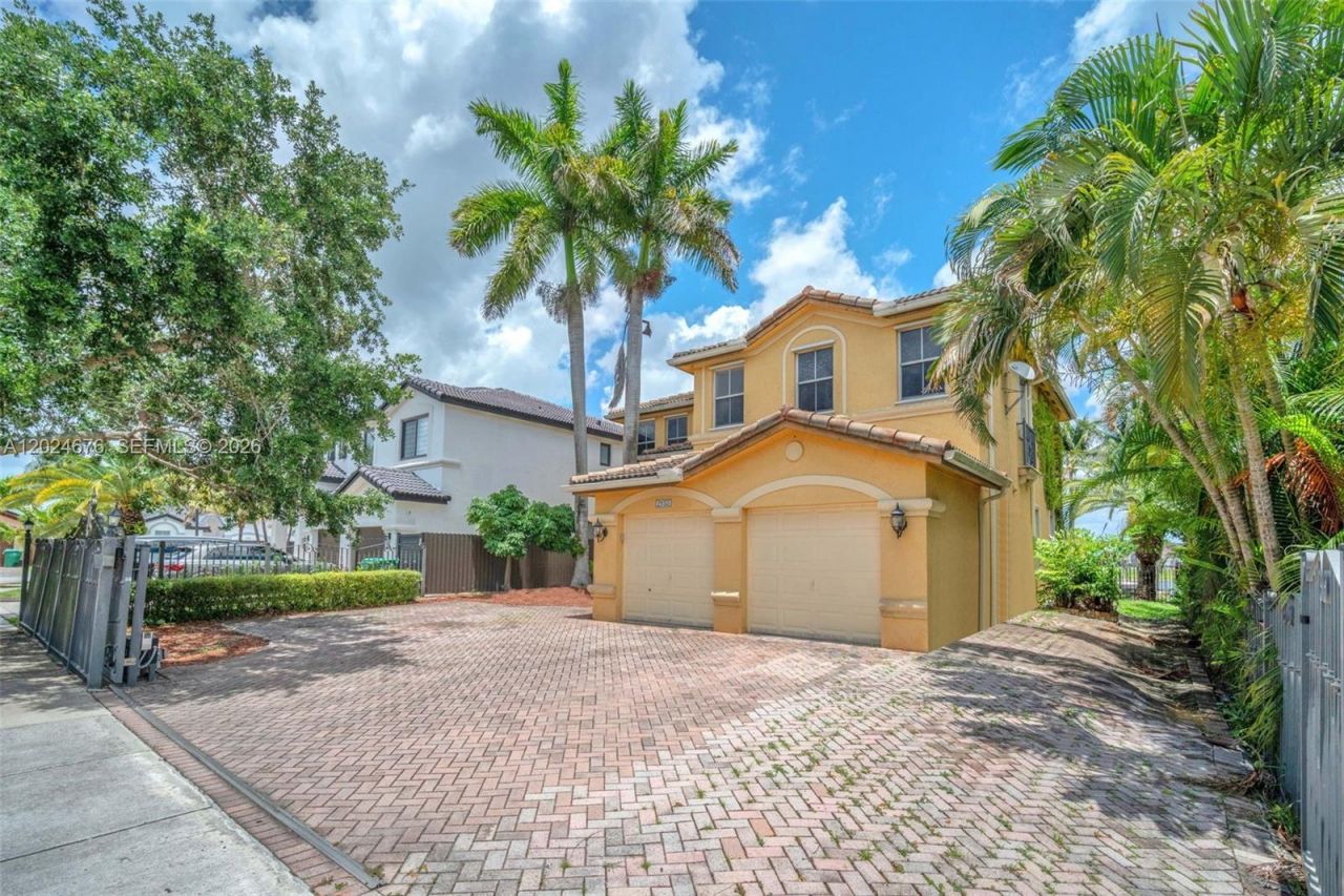 2155 SW 156th Ct , Miami, FL 33185 Photo
