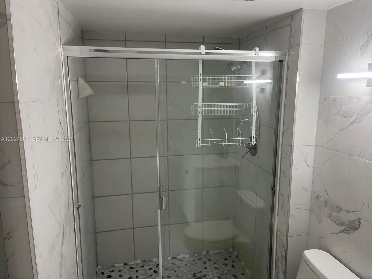 3701 N Country Club Dr, Unit 902, Aventura, FL 33180 Photo