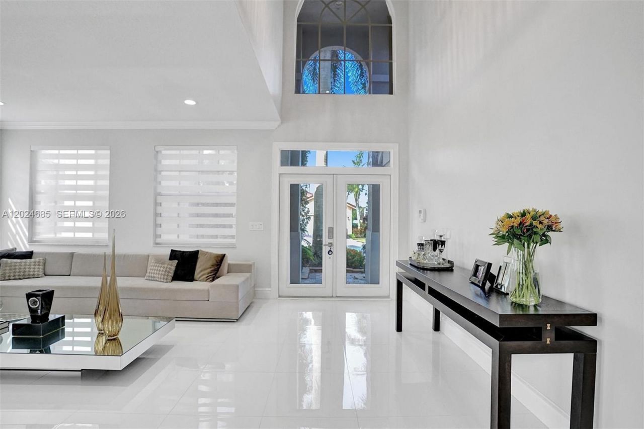 2526 Hunters Run Way , Weston, FL 33327 Photo