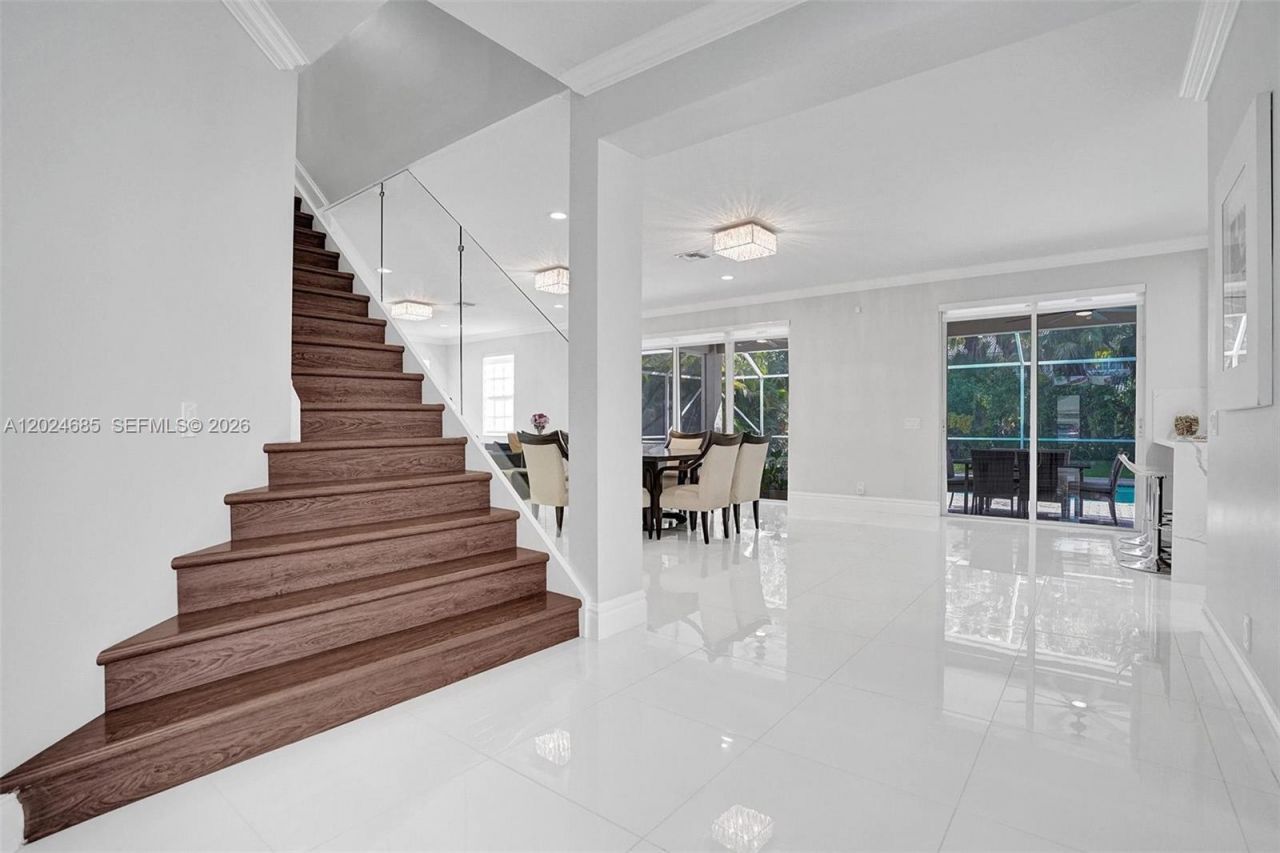 2526 Hunters Run Way , Weston, FL 33327 Photo