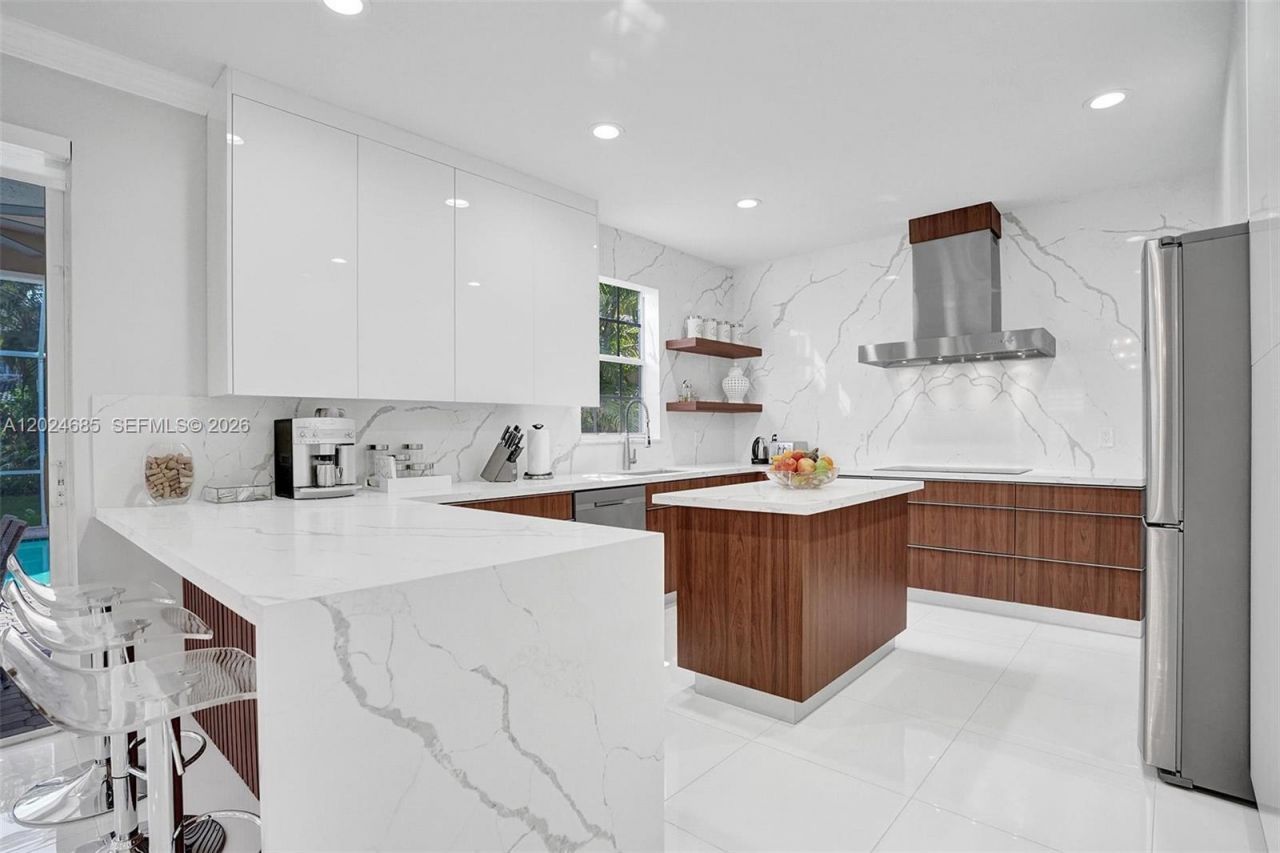 2526 Hunters Run Way , Weston, FL 33327 Photo