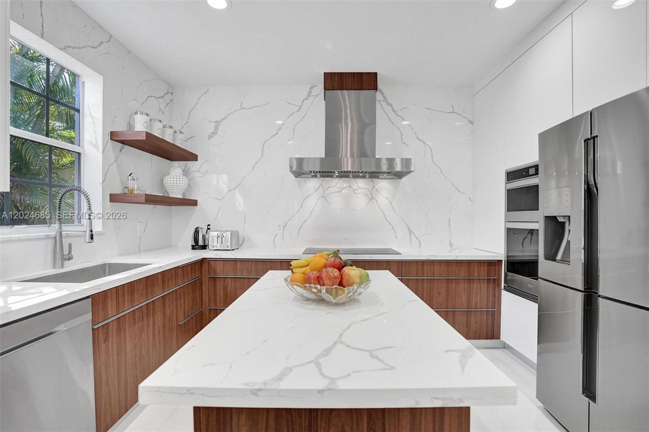 2526 Hunters Run Way , Weston, FL 33327 Photo