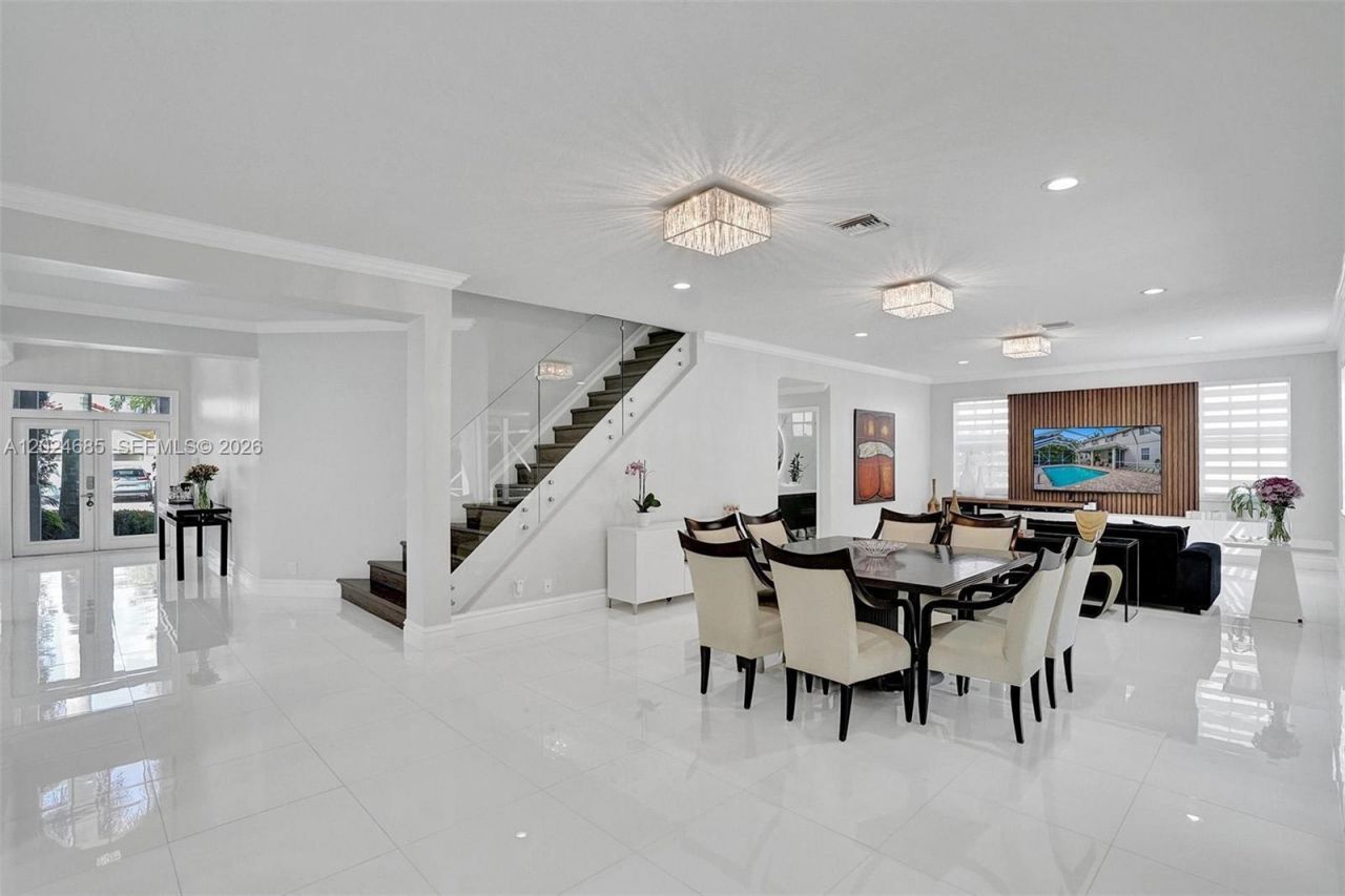 2526 Hunters Run Way , Weston, FL 33327 Photo