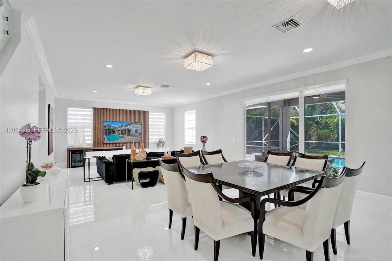 2526 Hunters Run Way , Weston, FL 33327 Photo