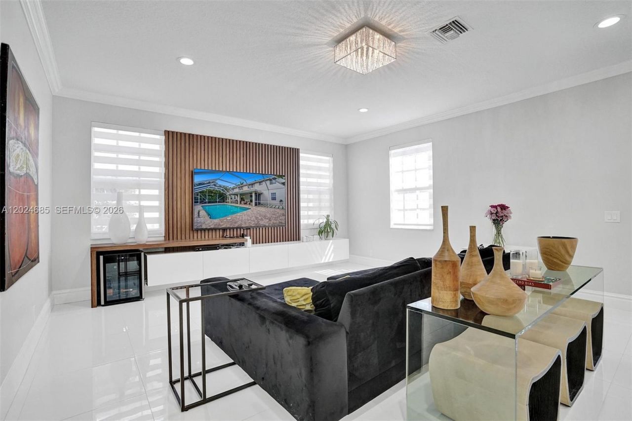 2526 Hunters Run Way , Weston, FL 33327 Photo