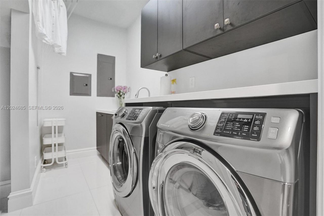 2526 Hunters Run Way , Weston, FL 33327 Photo
