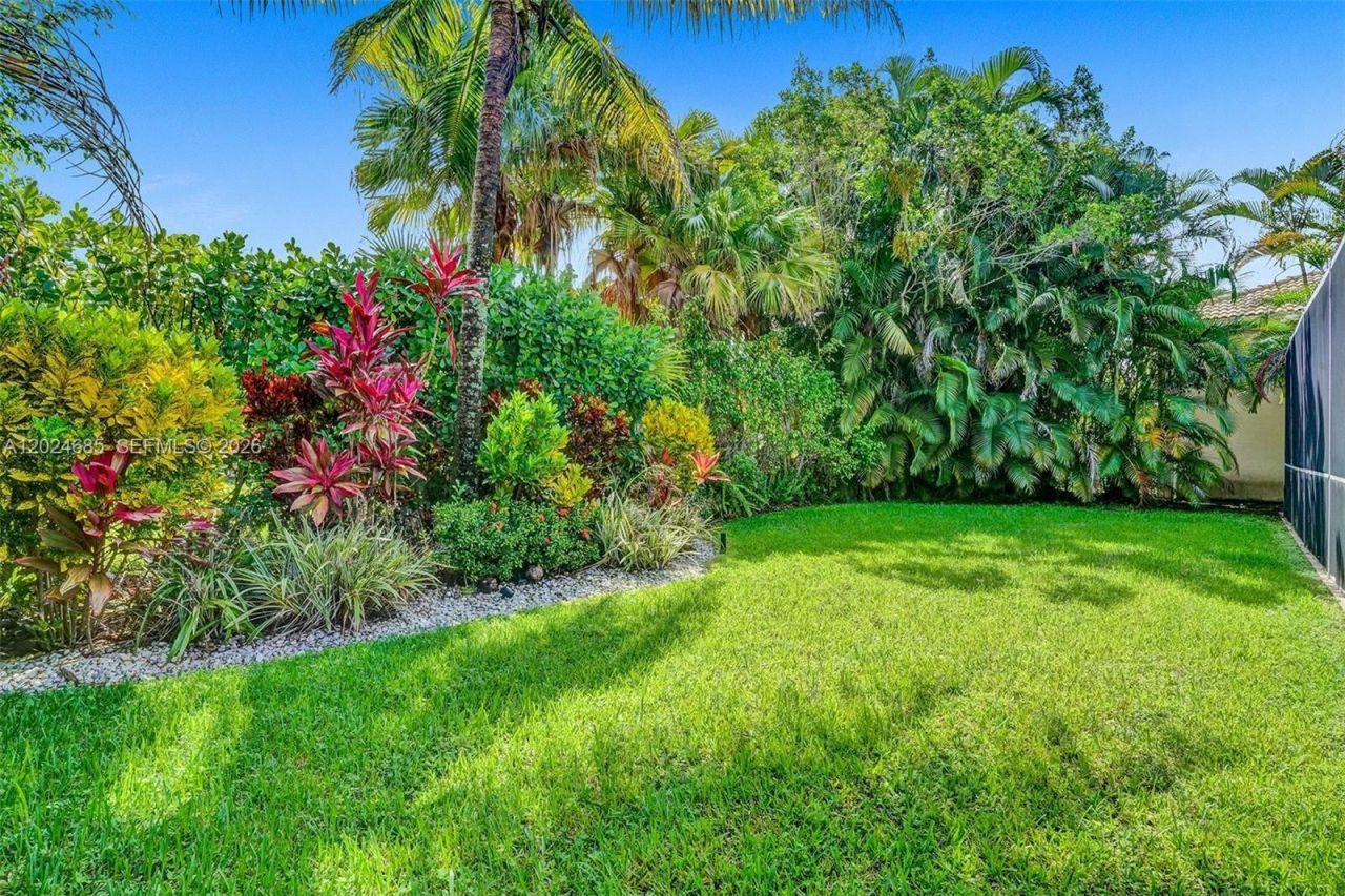 2526 Hunters Run Way , Weston, FL 33327 Photo