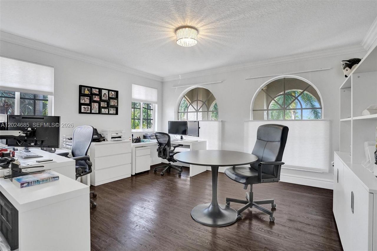 2526 Hunters Run Way , Weston, FL 33327 Photo