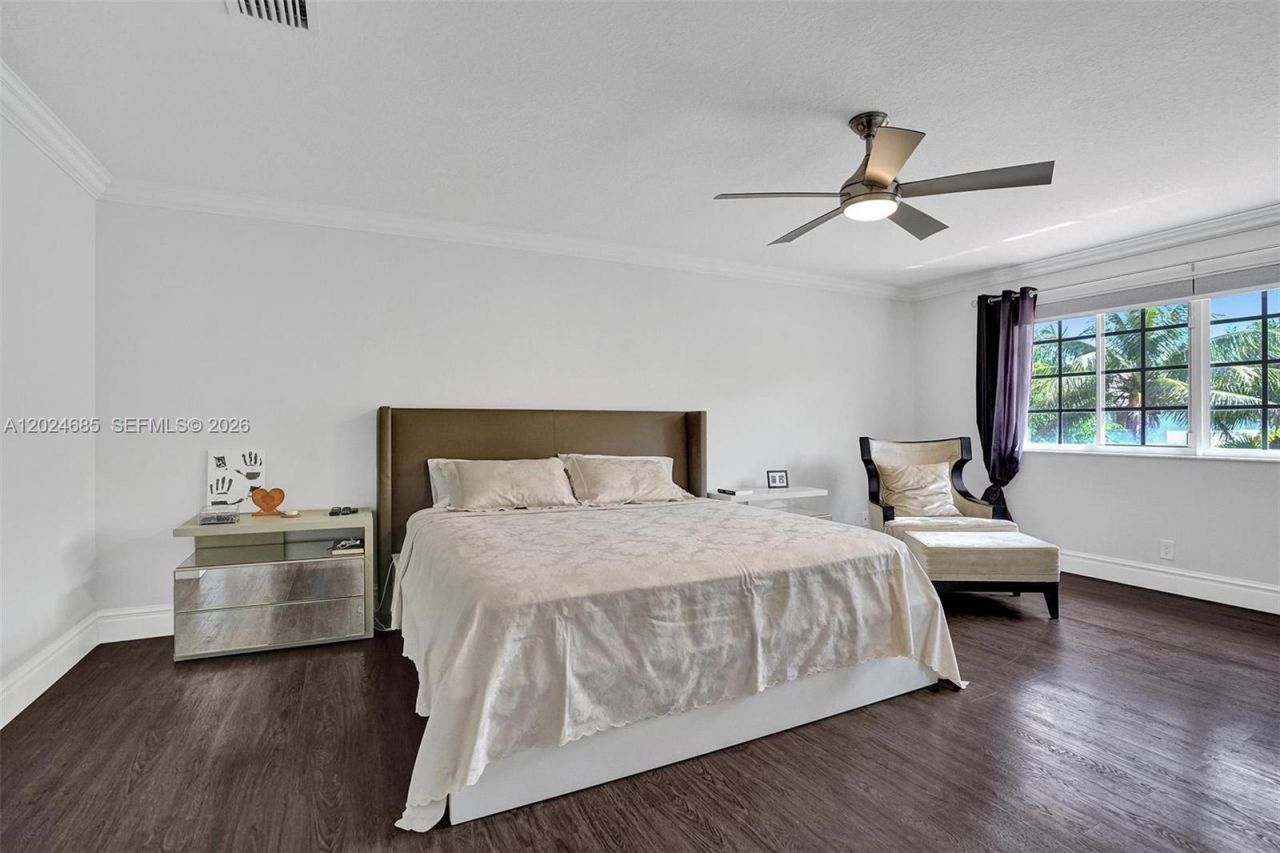 2526 Hunters Run Way , Weston, FL 33327 Photo