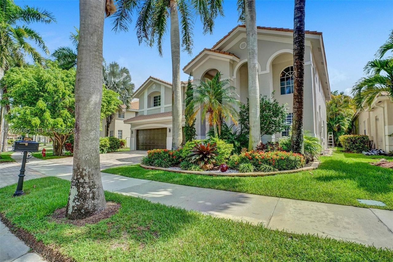 2526 Hunters Run Way , Weston, FL 33327 Photo