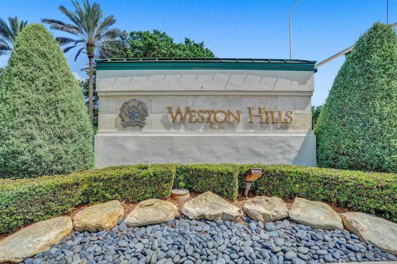 2526 Hunters Run Way , Weston, FL 33327 Photo