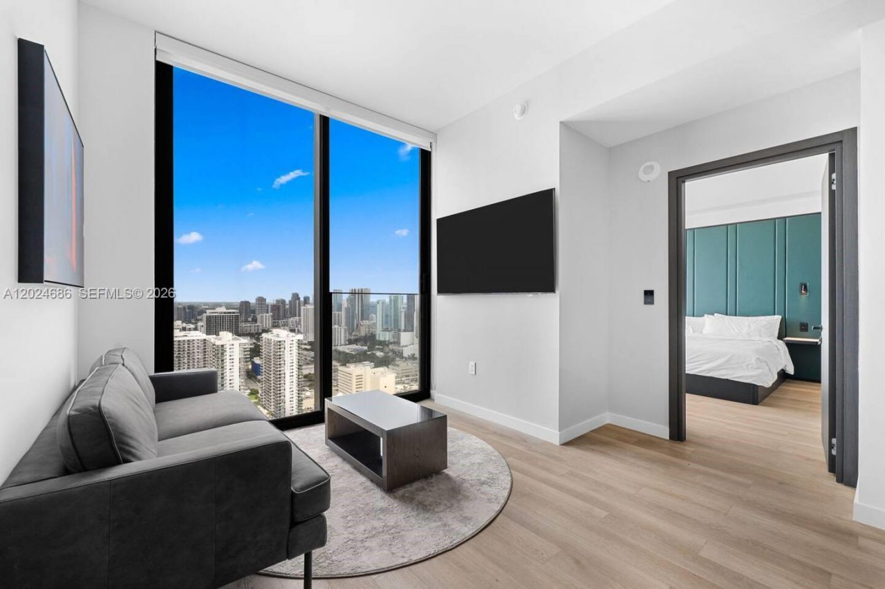 20 NE 11 St, Unit 4501, Miami, FL 33132 Photo