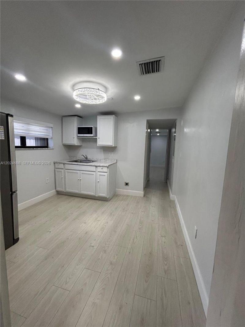 2335 NW 171st Ter , Unit 1, Miami Gardens, FL 33056 Photo