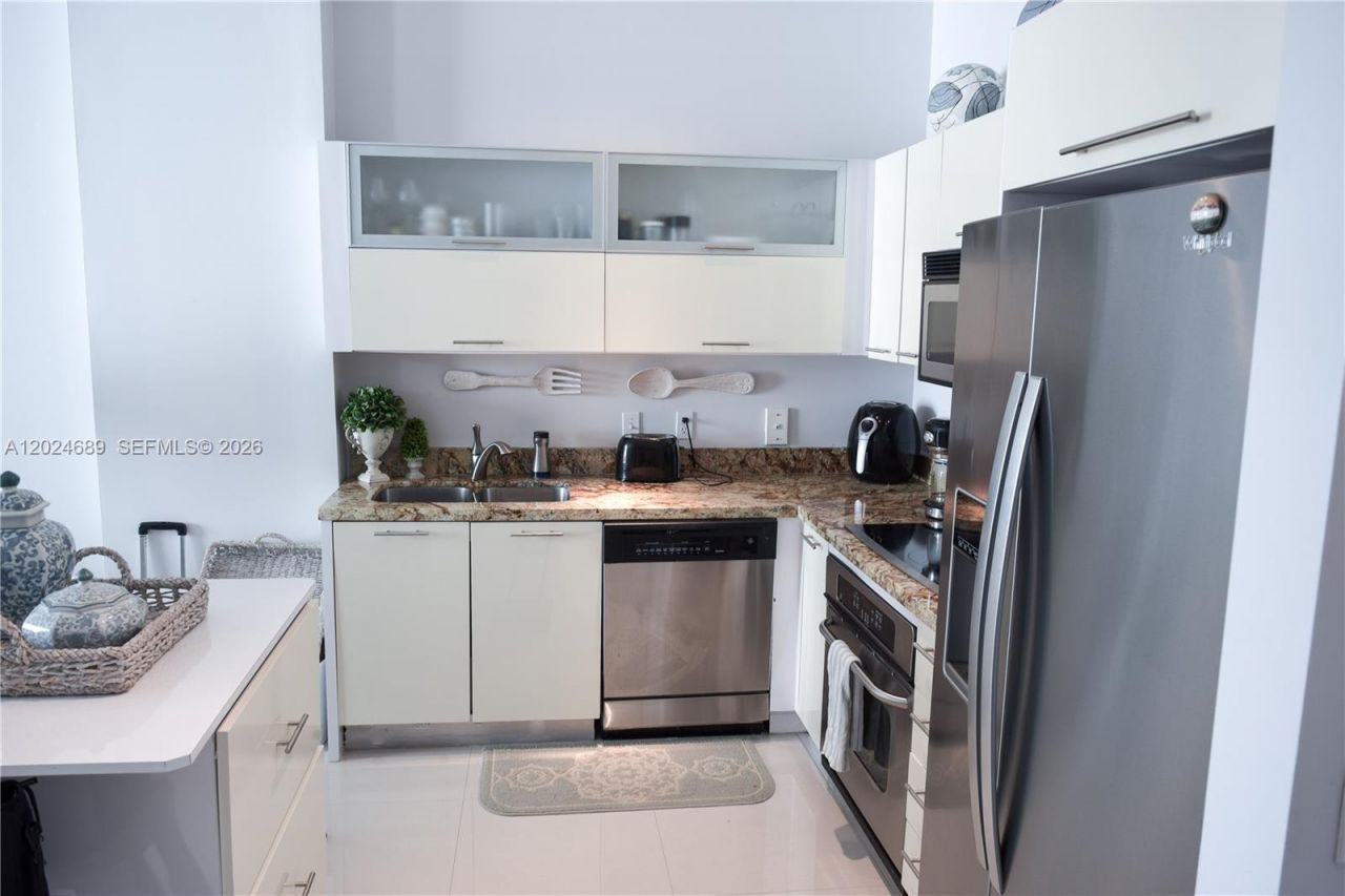3180 SW 22nd Ter , Unit PH203, Miami, FL 33145 Photo