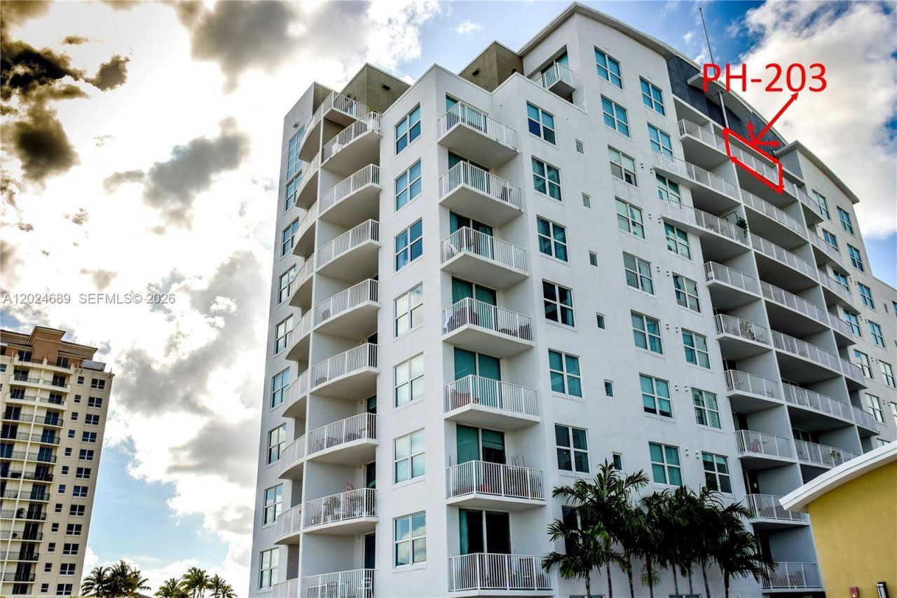 3180 SW 22nd Ter , Unit PH203, Miami, FL 33145 Photo