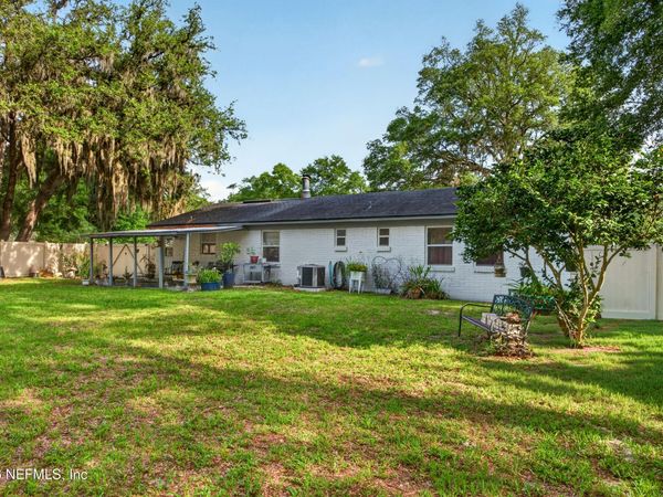 580 ARTHUR MOORE Drive, Green Cove Springs, FL 32043