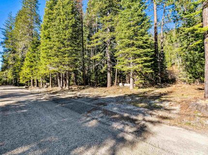 7898 River Road, Tahoe City, CA 96145 Photo
