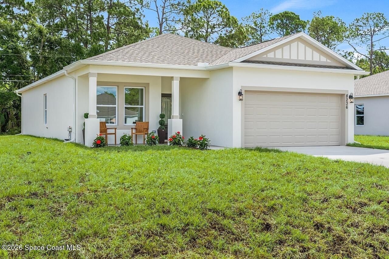 8236 104th Court , Vero Beach, FL 32967 Photo
