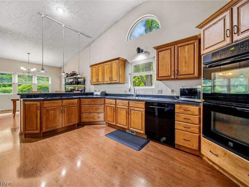 7050 Adkins Road , Mentor, OH 44060 Photo 16