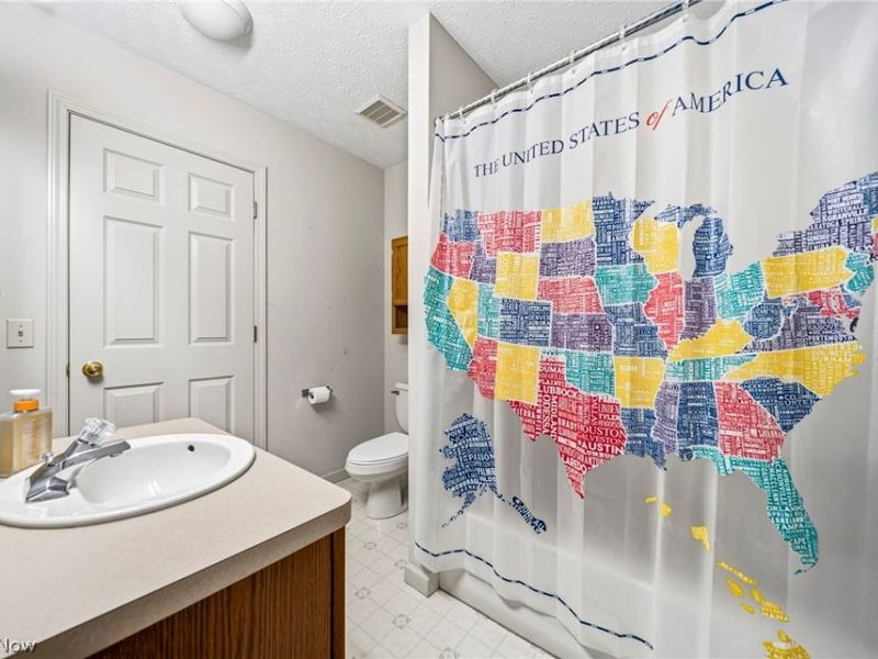 7050 Adkins Road , Mentor, OH 44060 Photo 9
