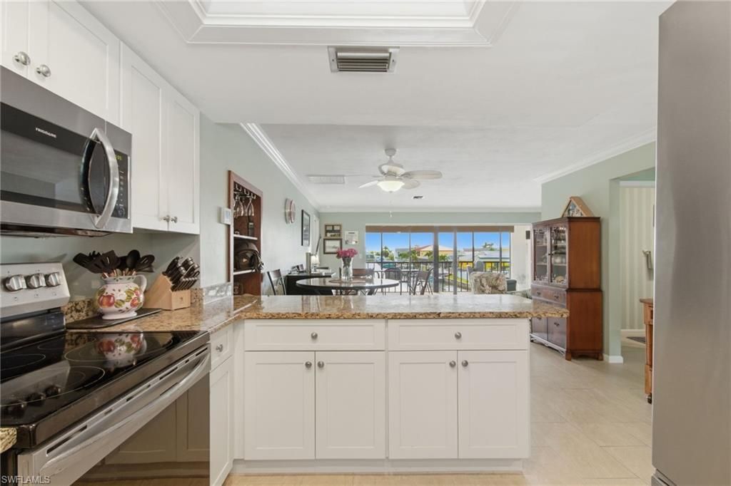 3935 Country Club Blvd, Unit 22, Cape Coral, FL 33904 Photo