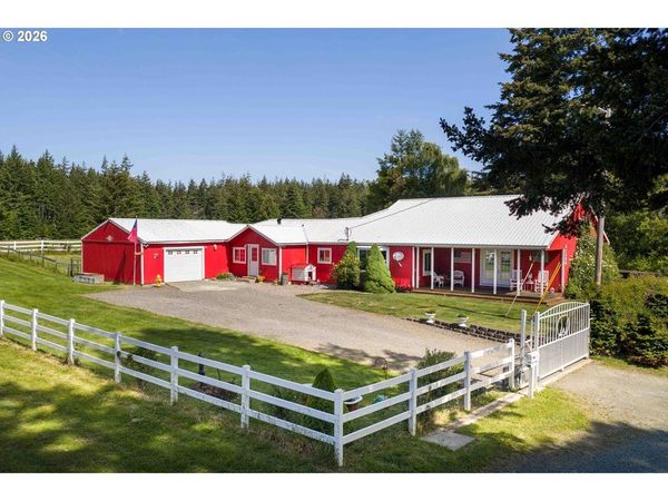 51520 PIONEER RD, Bandon, OR 97411