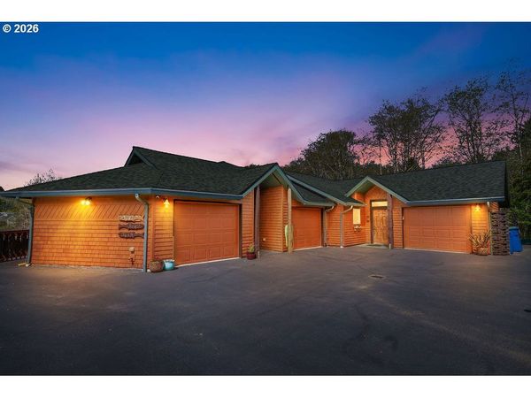 3445 NE 40TH CT, Neotsu, OR 97364