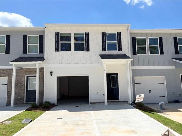 141 Village Green Drive NW, Adairsville, GA 30103