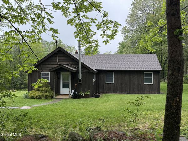 41 Malloy Road, Greenfield Center, NY 12833