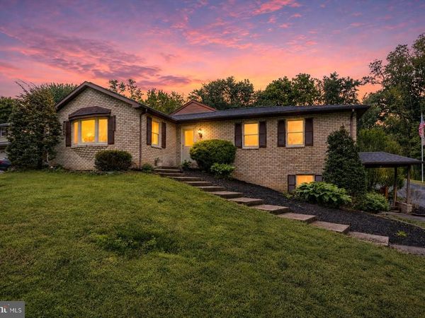 12 S RIDGE ROAD, BOILING SPRINGS, PA 17007