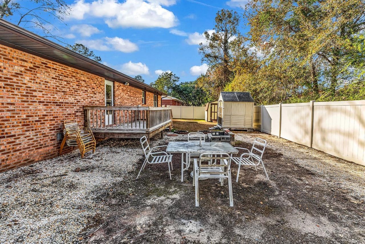 601 Lincoln Ln.  Photo 28