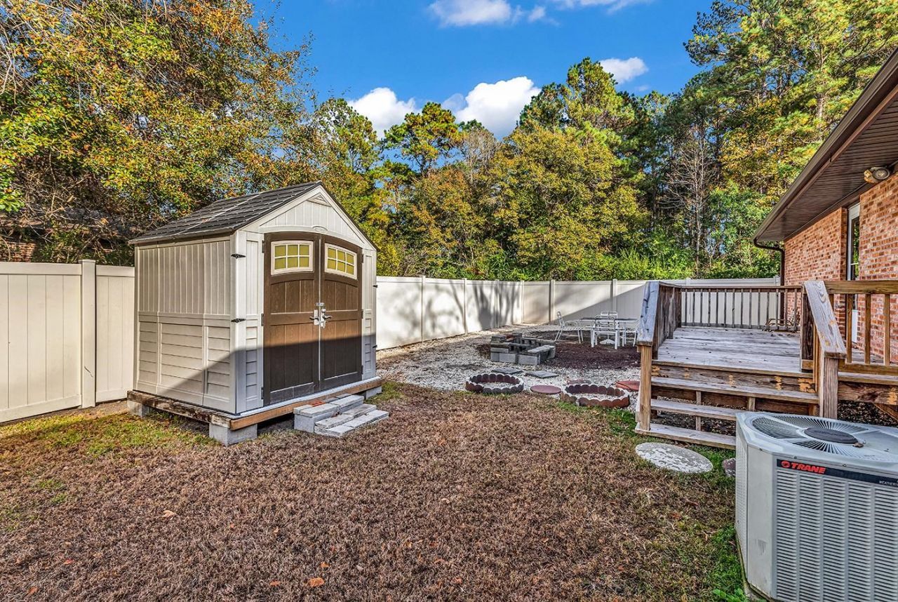 601 Lincoln Ln.  Photo 30