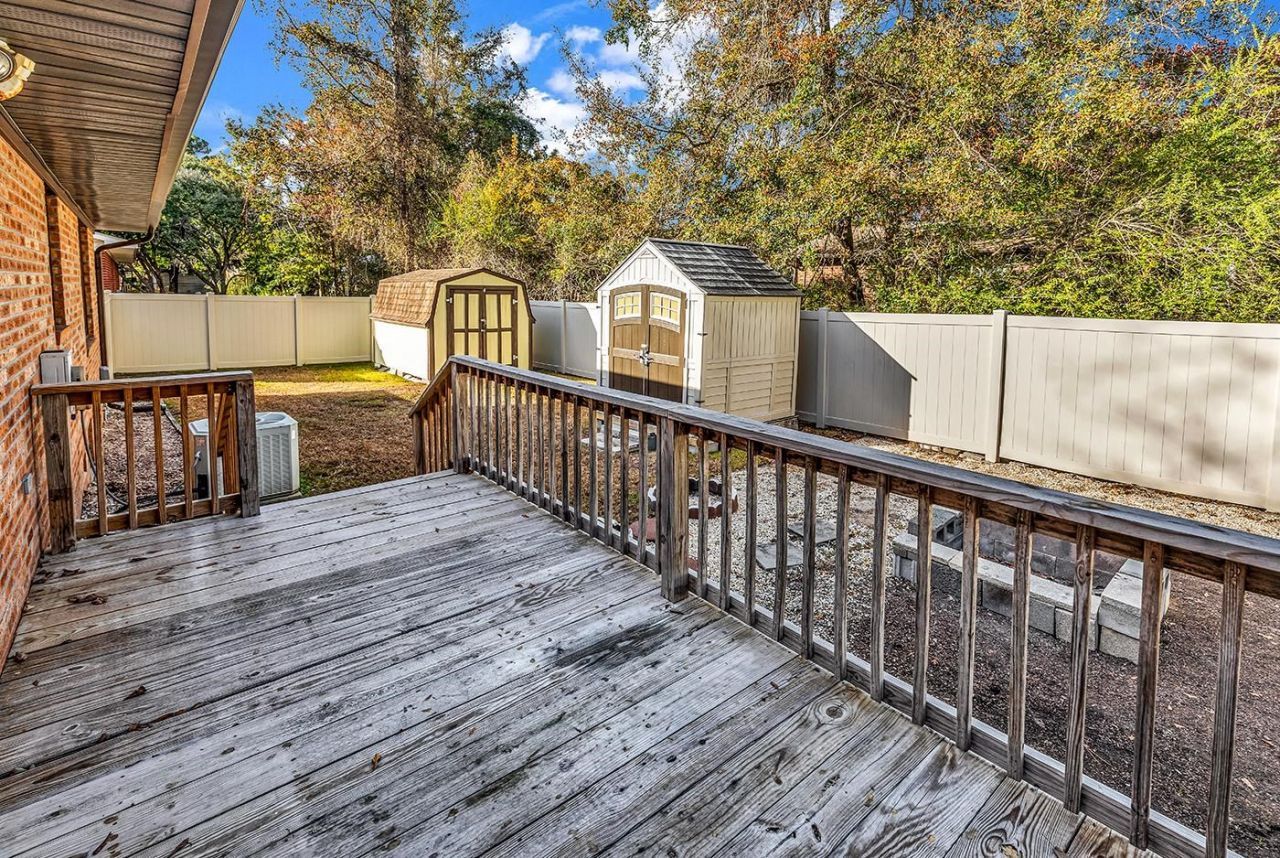 601 Lincoln Ln.  Photo 36