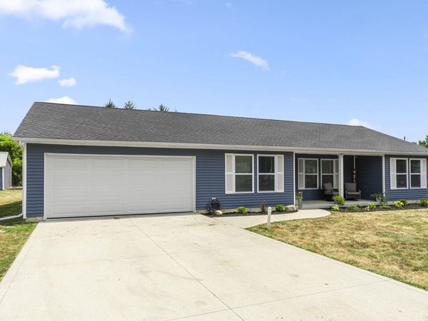 1704 Dallas Street, Auburn, IN 46706
